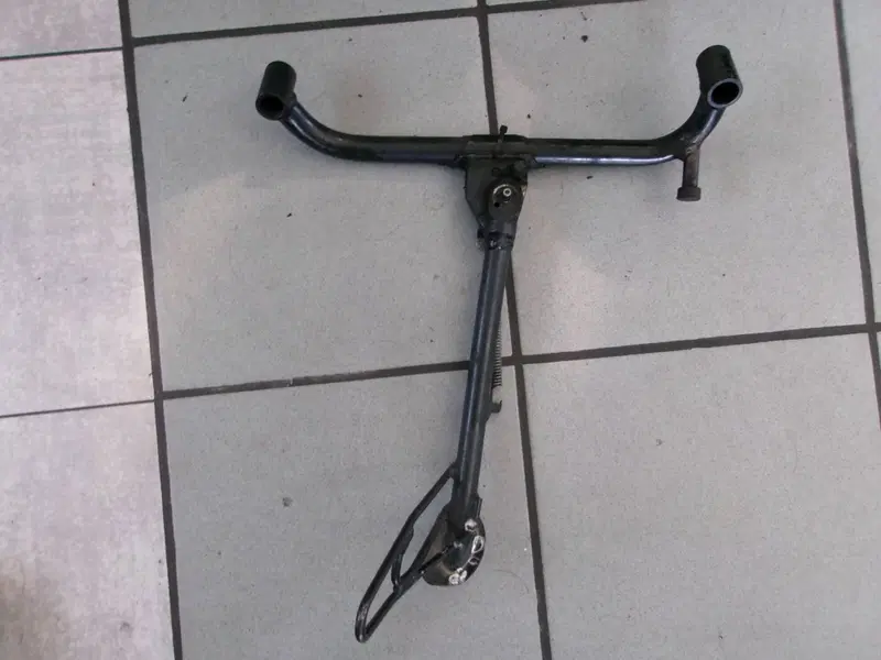 TELAIO PARTE INFERIORE BMW F 650 CS SCARVER (2)