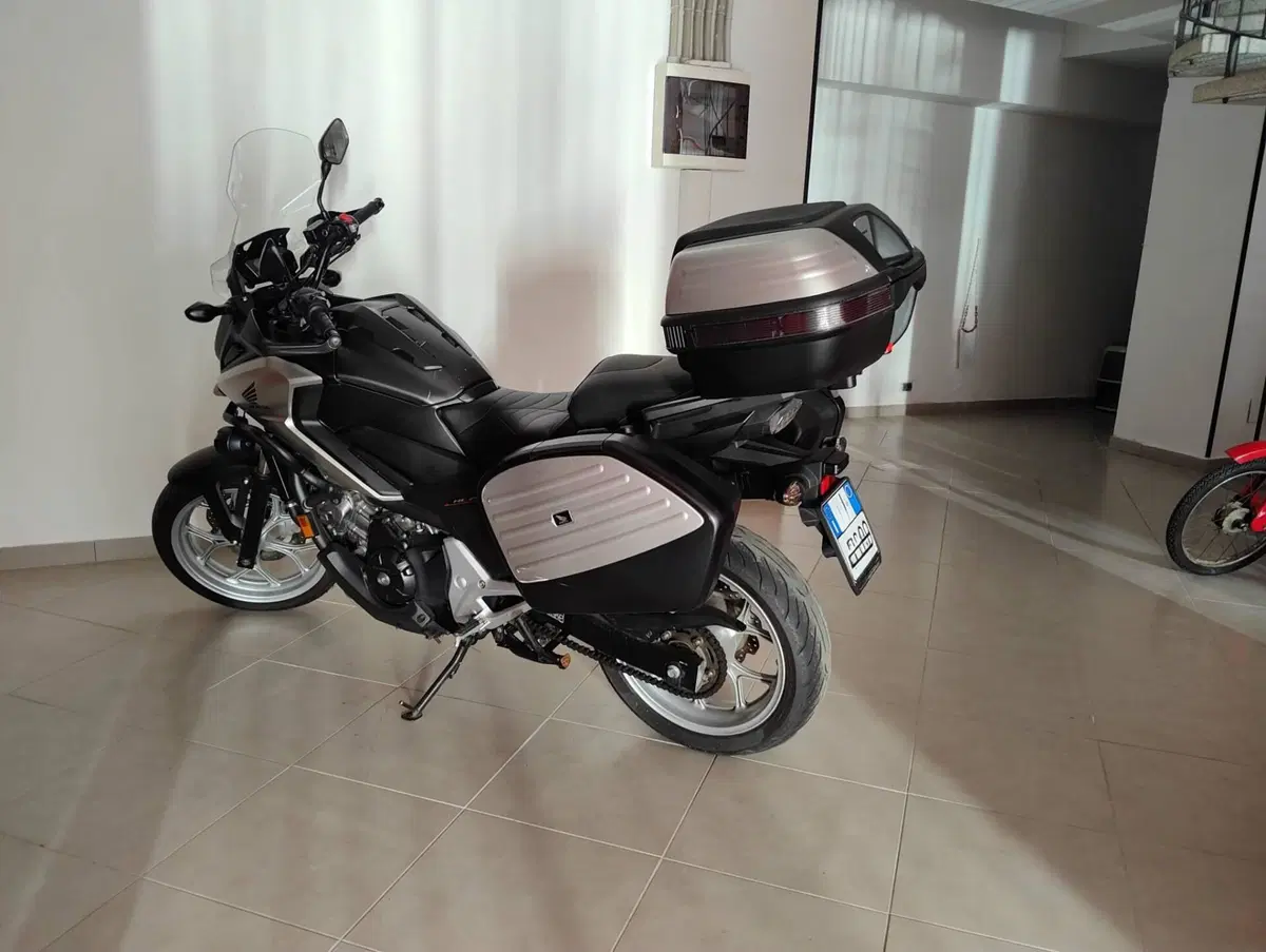 Honda NC 750 X DCT ABS Travel Edition (2016 -17) (2)