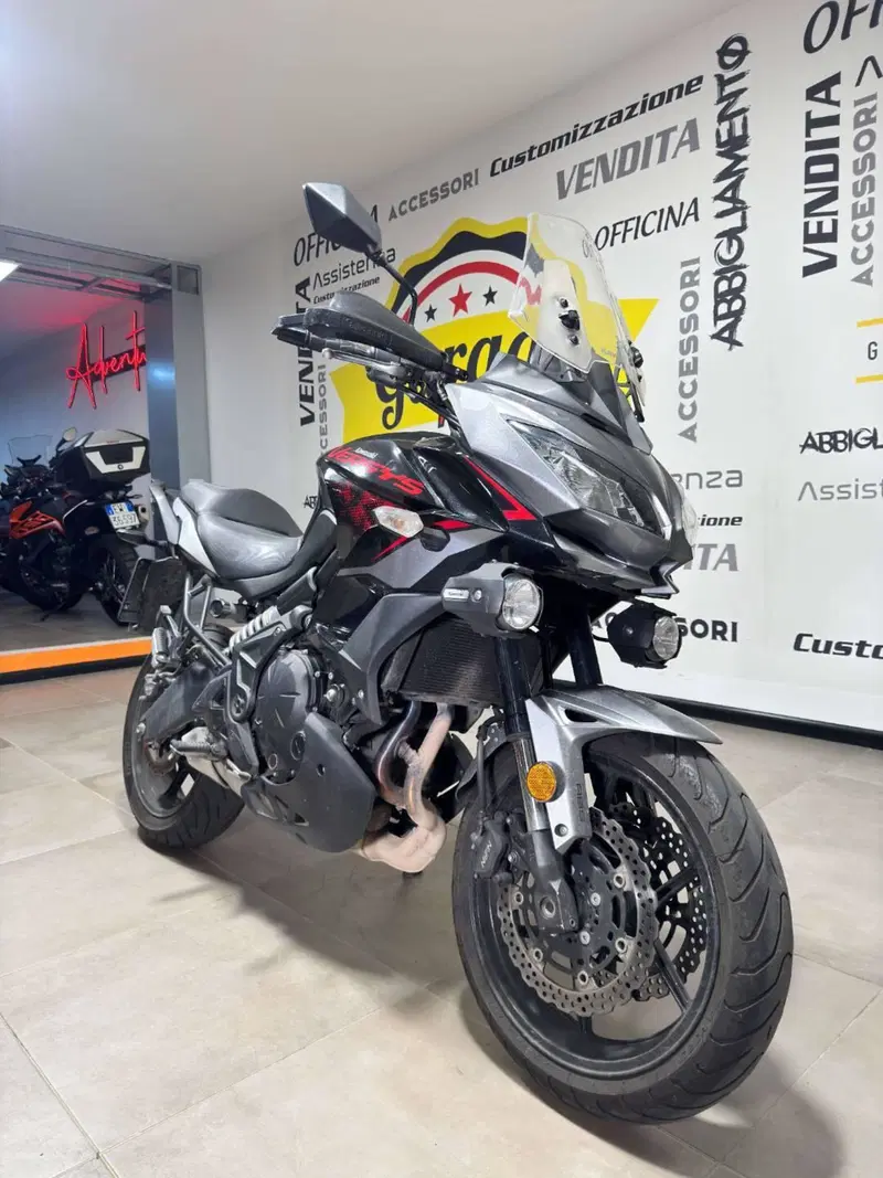 Kawasaki Versys 650 (2021 - 24) (2)