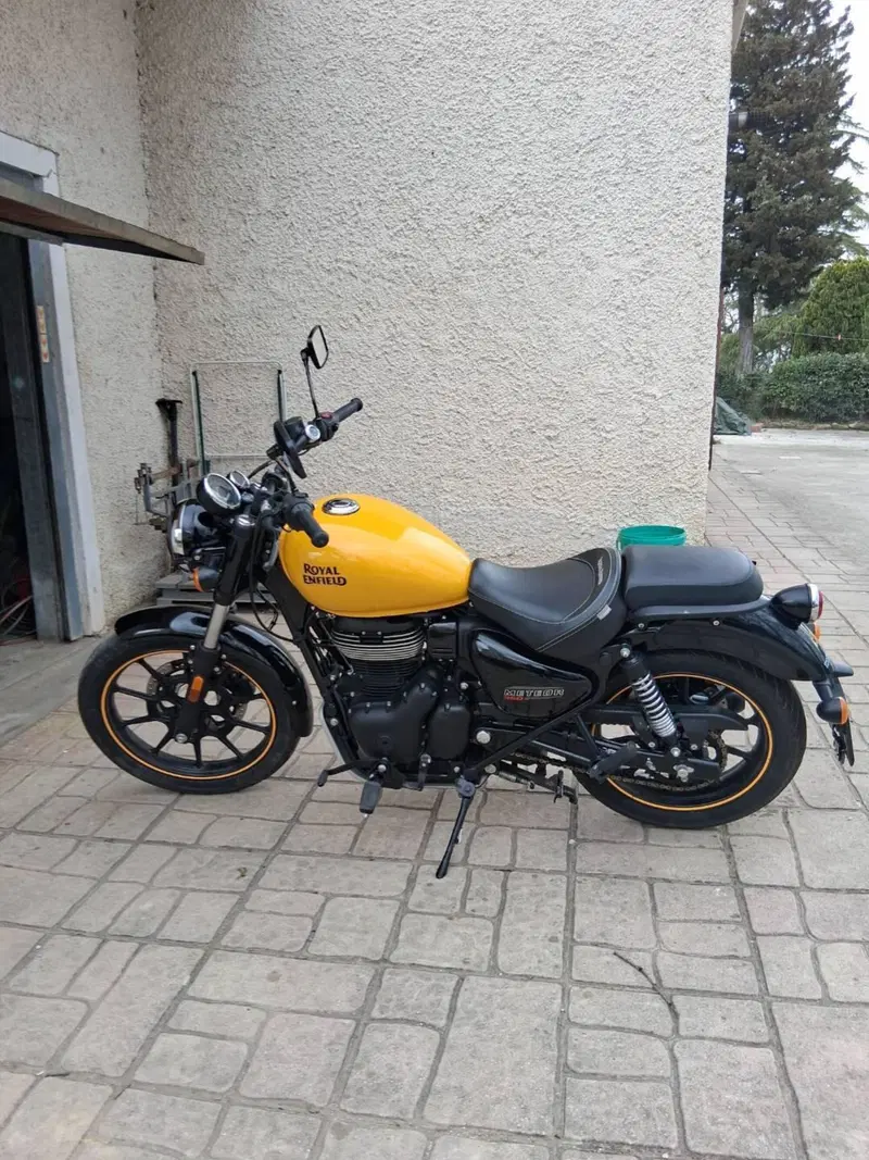Royal Enfield Meteor 350 (2021 - 26)