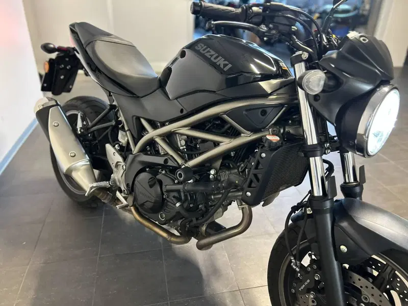 Suzuki SV650 (2021 - 24) (9)