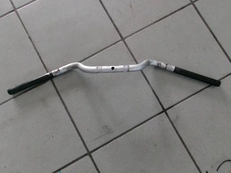 MANUBRIO BMW F 650 CS SCARVER
