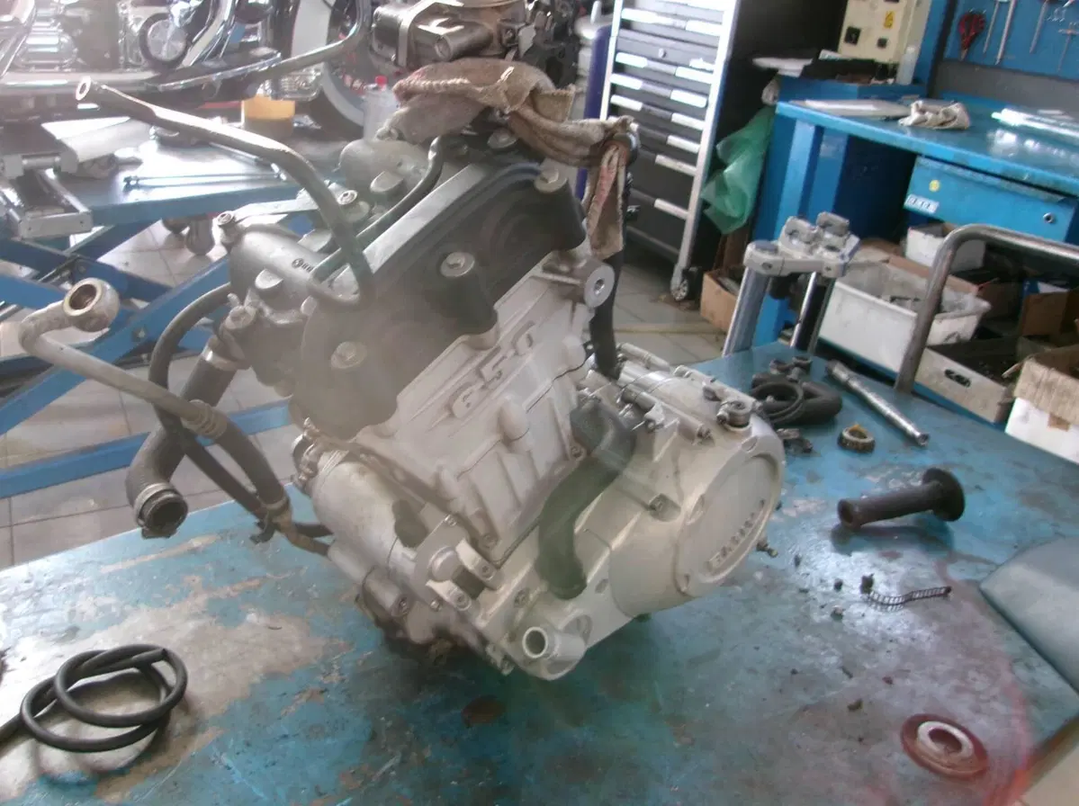 MOTORE COMPLETO BMW F 650 CS SCARVER K14 MONOCANDE (3)