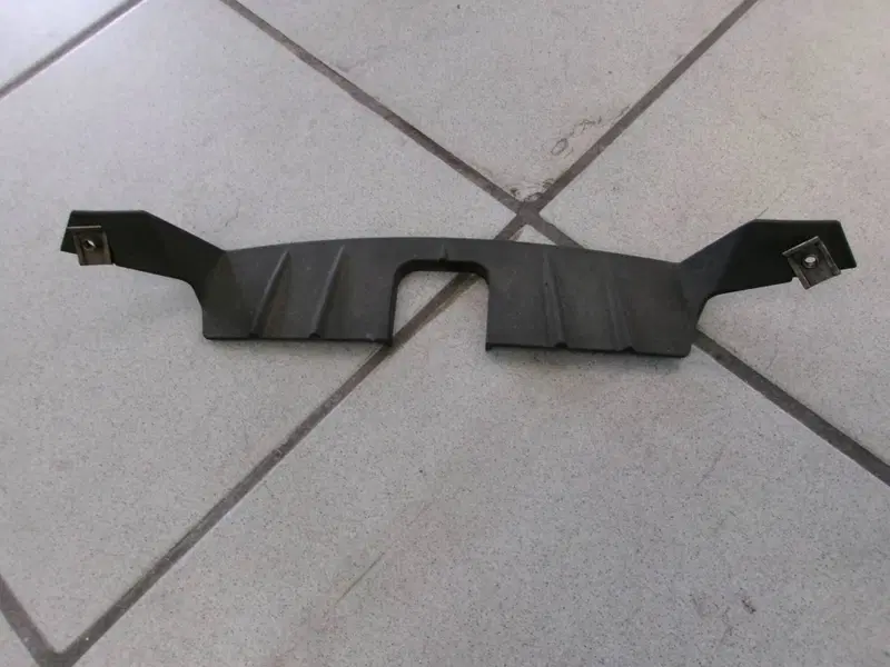 COPERTURA CONDOTTO ARIA PER MOTORE RADIATORE BMW F