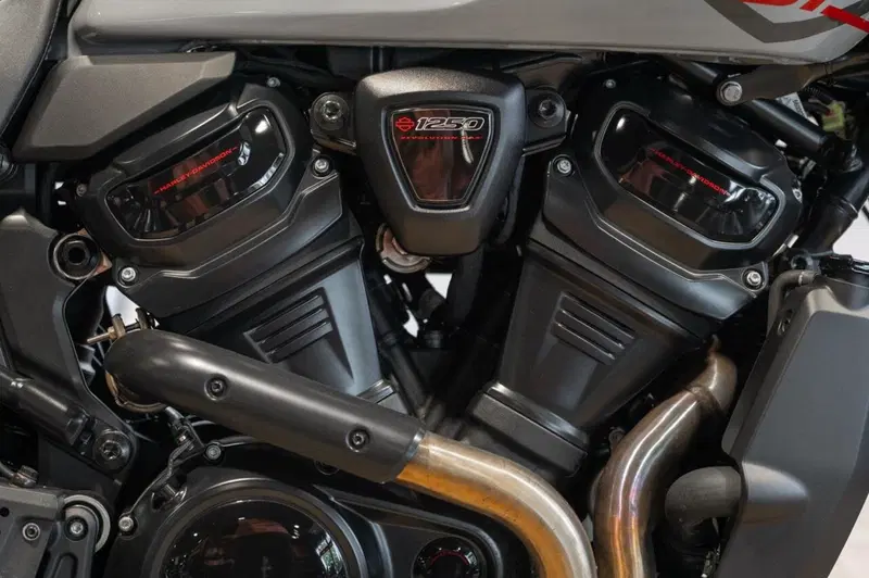 Harley-Davidson Pan America 1250 ST (2025 - 26) (13)