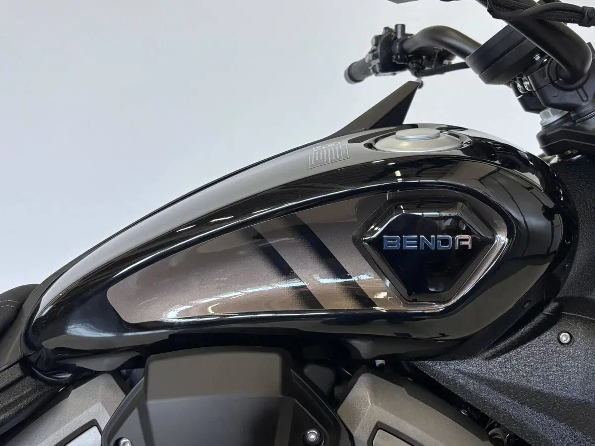 Benda Motorcycles Dark Flag 500 Commander (2026) (2)