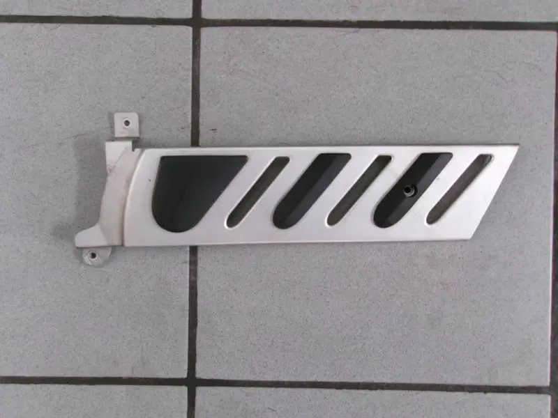 LAMIERINO SINISTRA BMW F 650 CS SCARVER
