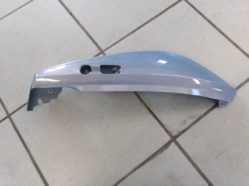 PARTE LATERALE POSTERIORE SINISTRA BMW F 650 CS SC