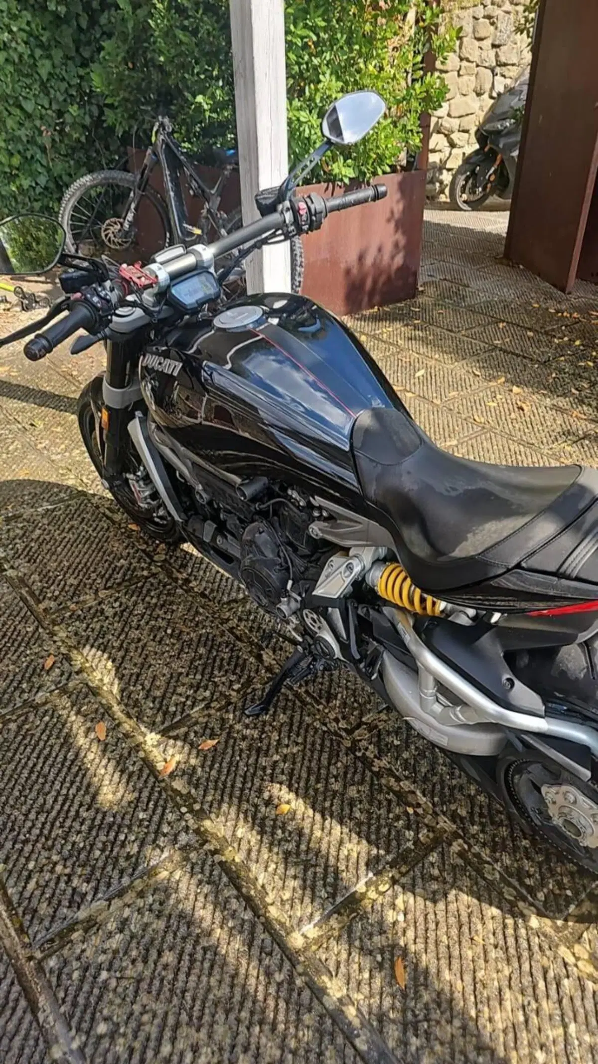 Ducati Diavel 1200 (2014 - 16)