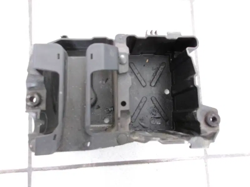 SUPPORTO BATTERIA BMW F 650 CS SCARVER