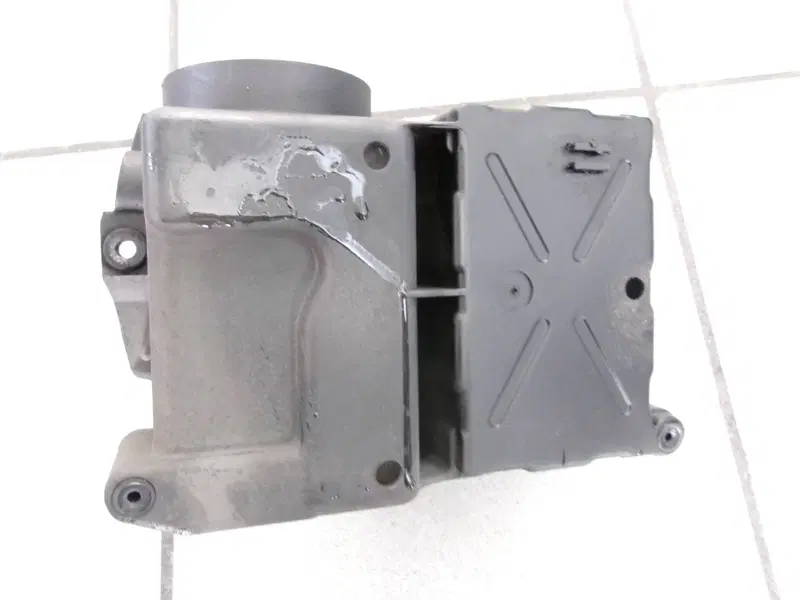 SUPPORTO BATTERIA BMW F 650 CS SCARVER (3)