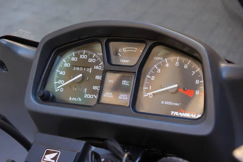 Honda XL 600 V Transalp (5)