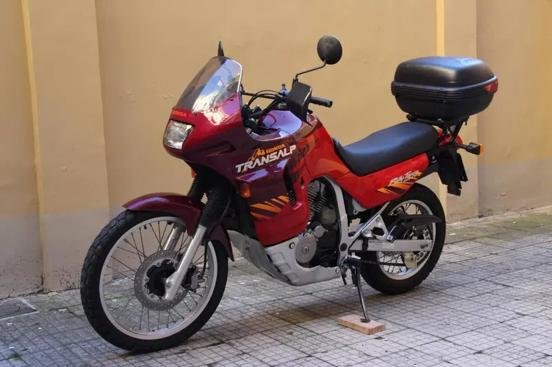 Honda XL 600 V Transalp (8)
