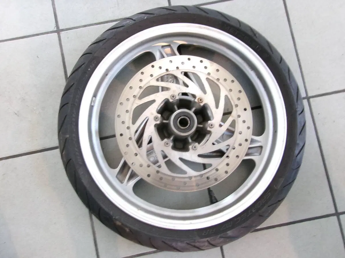 RUOTA ANTERIORE BMW F 650 CS SCARVER