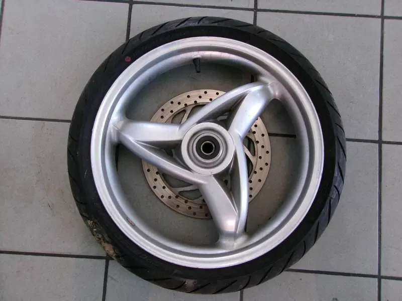 RUOTA ANTERIORE BMW F 650 CS SCARVER (2)