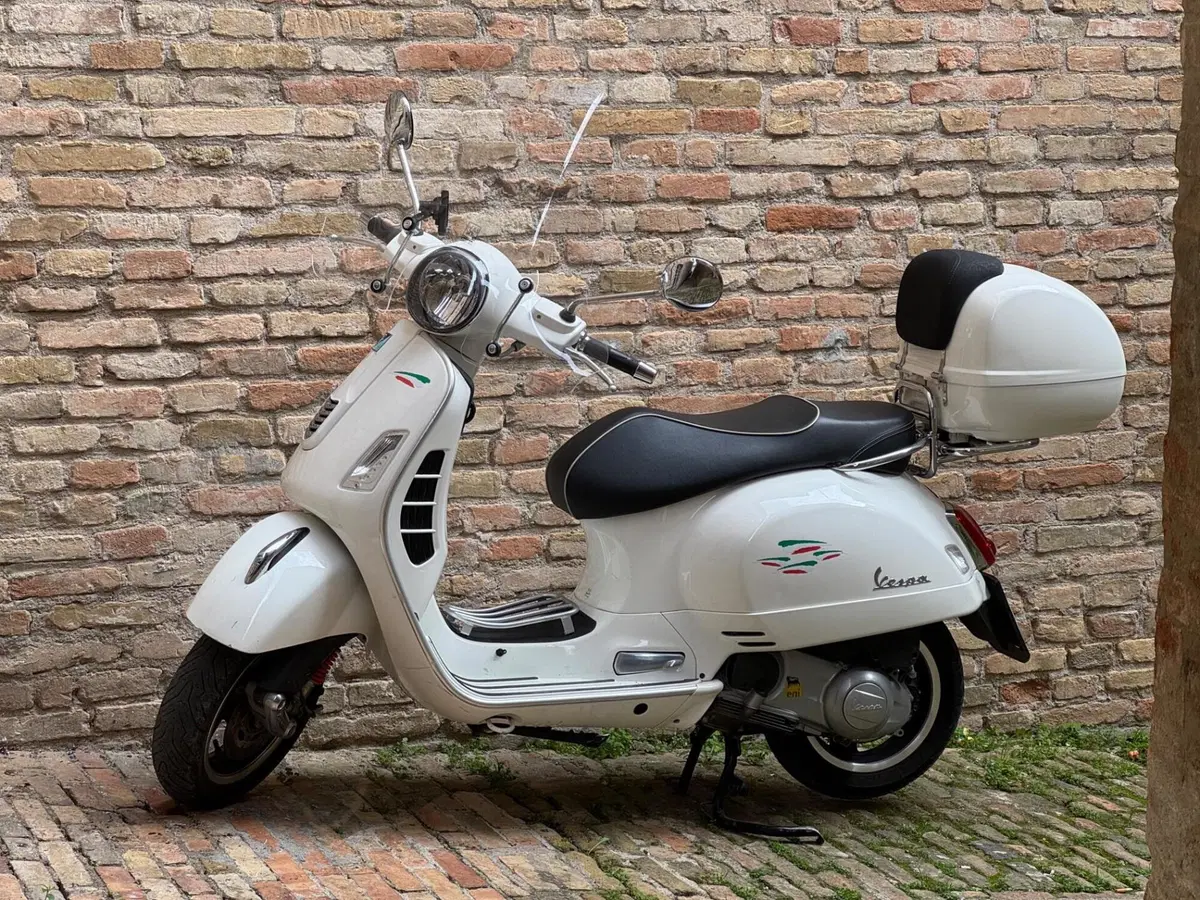 Vespa GTS 300 Super ABS (2014 - 16)