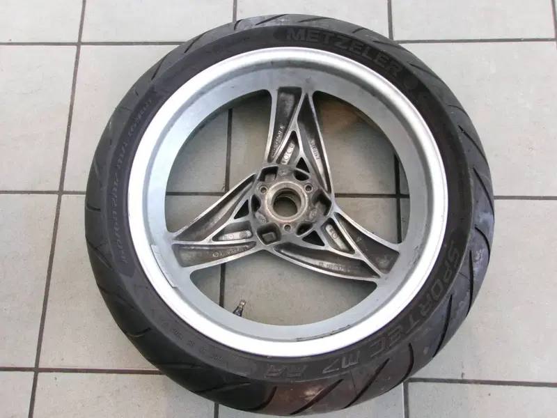 RUOTA POSTERIORE BMW F 650 CS SCARVER (2)