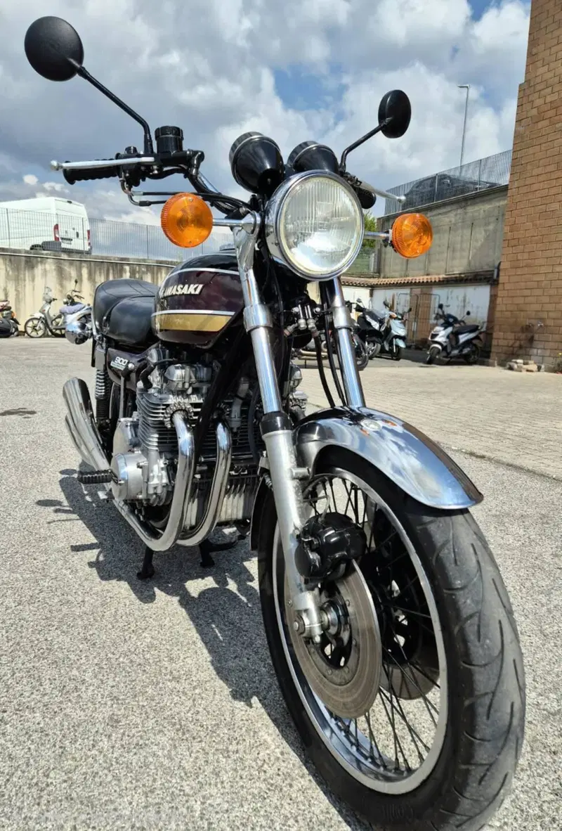 Kawasaki Z1 900 (3)