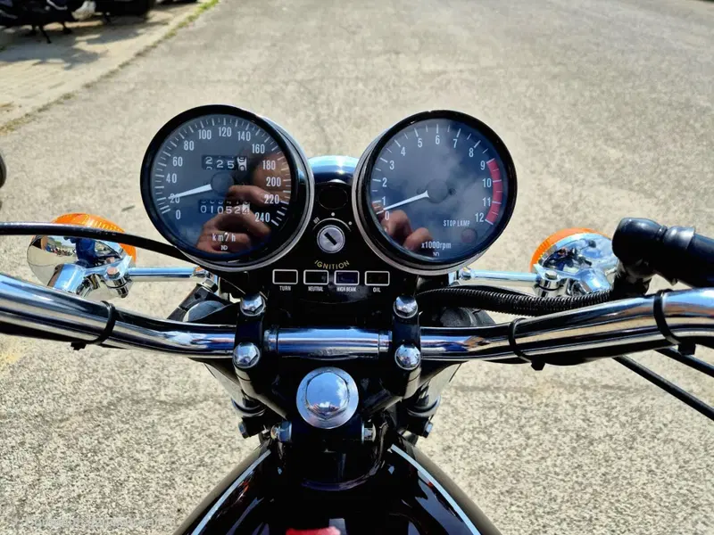 Kawasaki Z1 900 (11)