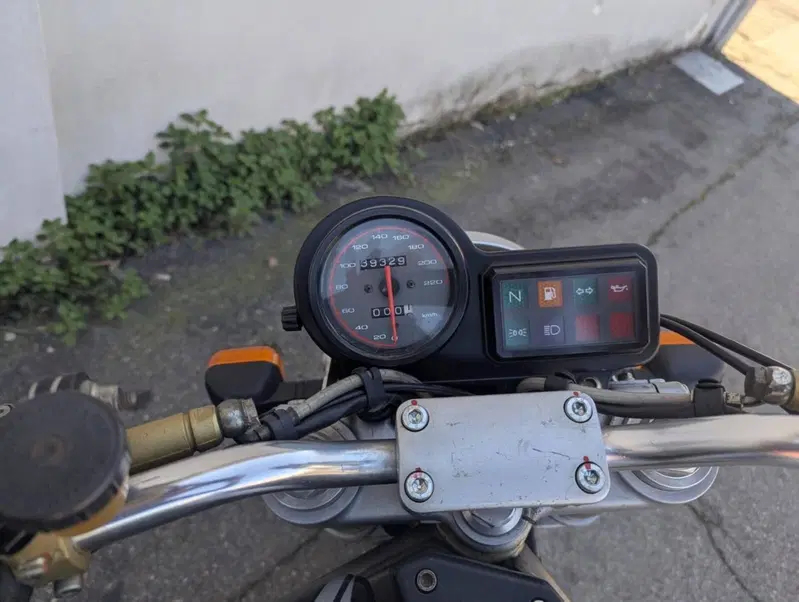 Ducati Monster 900 (1997 - 98)