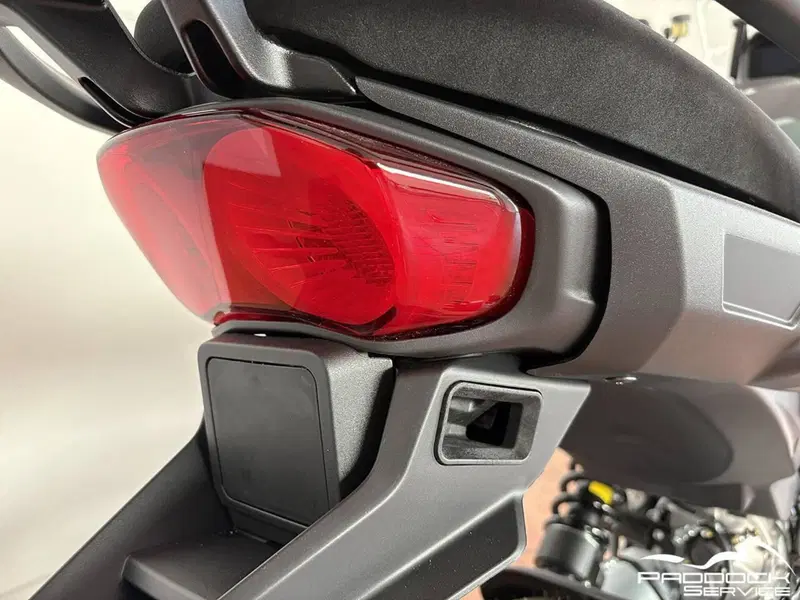 Moto Guzzi Stelvio PFF (2024 - 26) (3)