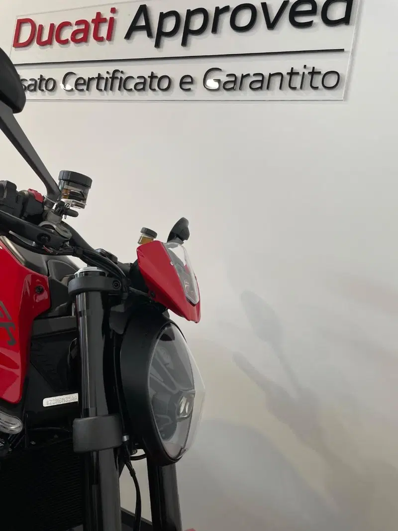 Ducati Monster 937 + (2021 - 25) (4)