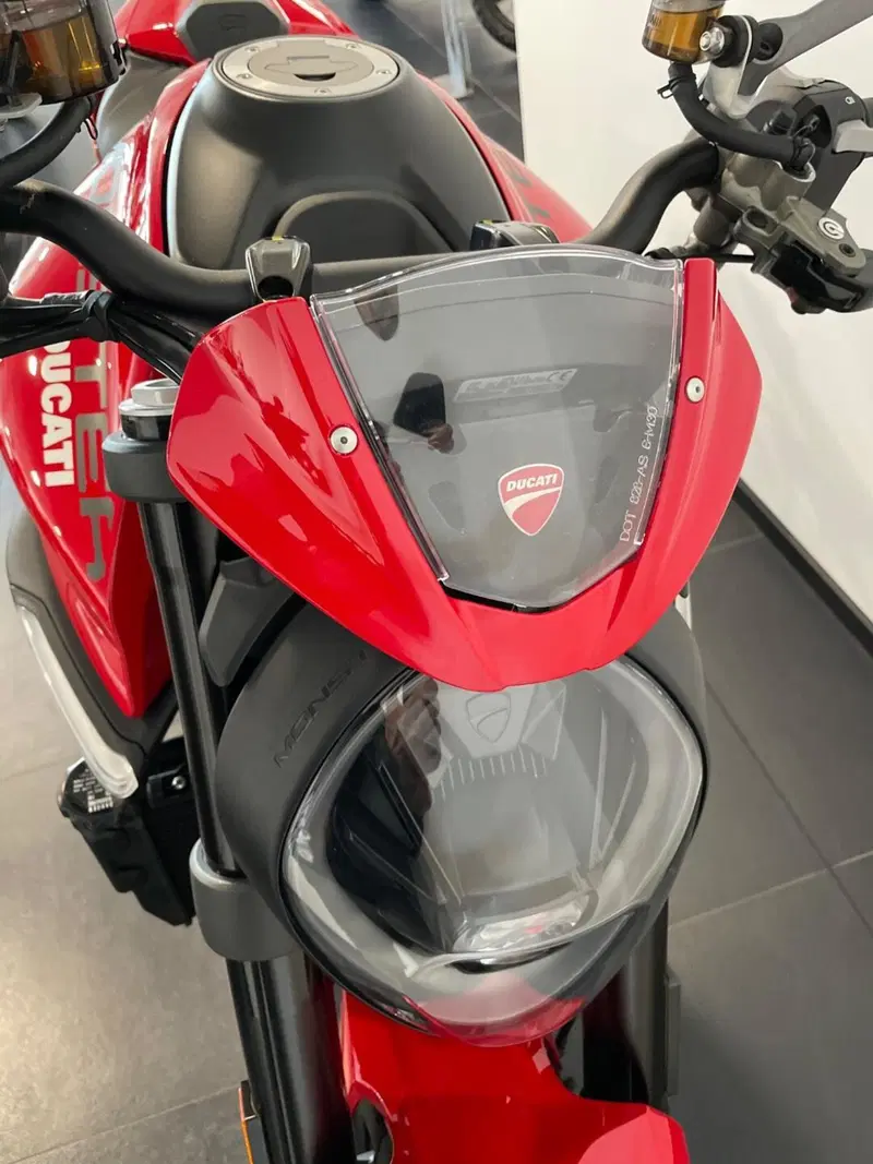 Ducati Monster 937 + (2021 - 25) (5)