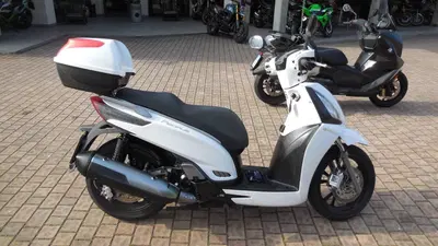 Kymco People 300i GT ABS (2010 - 17) usata