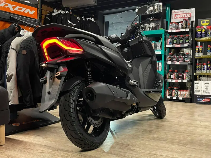 Sym Joyride 300 (2025) (4)