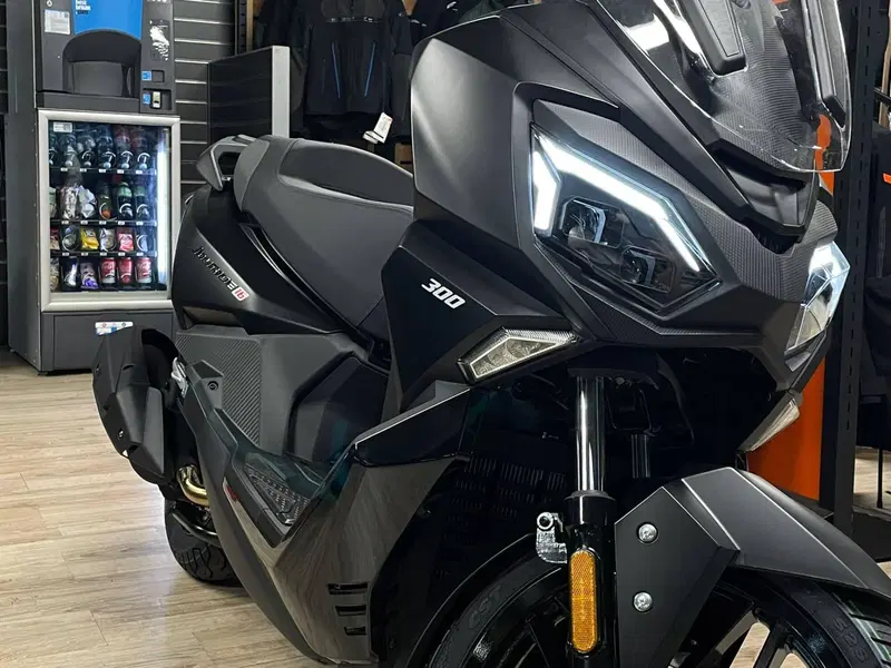 Sym Joyride 300 (2025) (5)