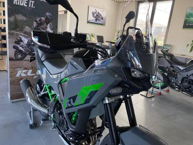 Kawasaki KLE 500 SE (2026) (4)