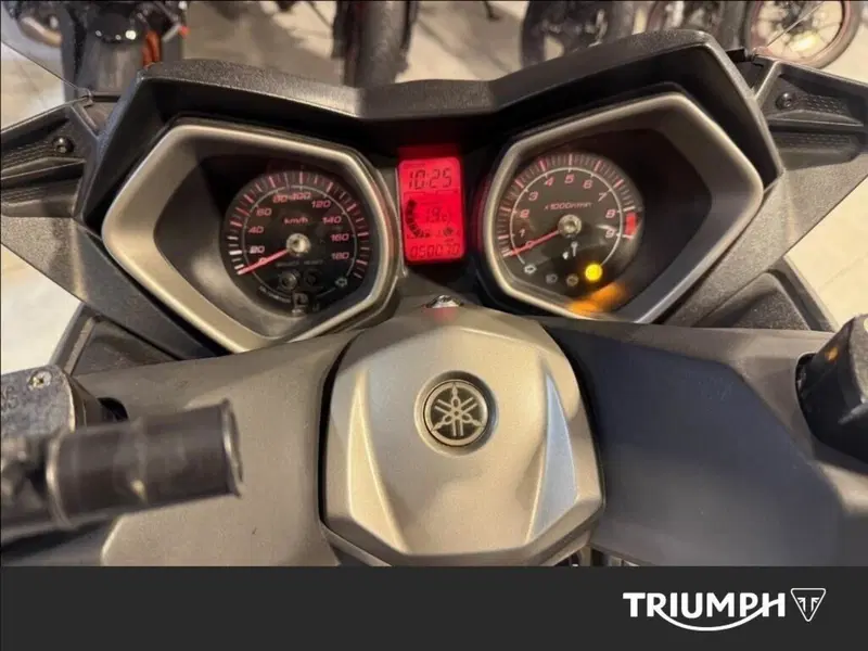 Yamaha X-Max 400 ABS (2013 - 16) (3)