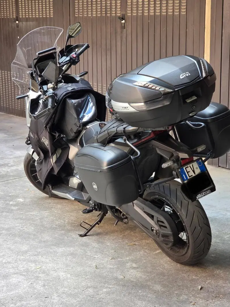 Honda X-ADV 750 DCT (2021 - 24) (4)