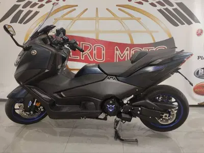 Yamaha T-Max 560 (2022 - 24) usata
