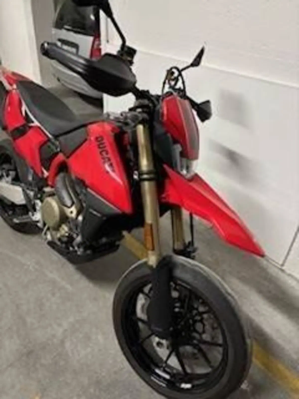 Ducati Hypermotard 698 Mono (2024 - 26) (2)