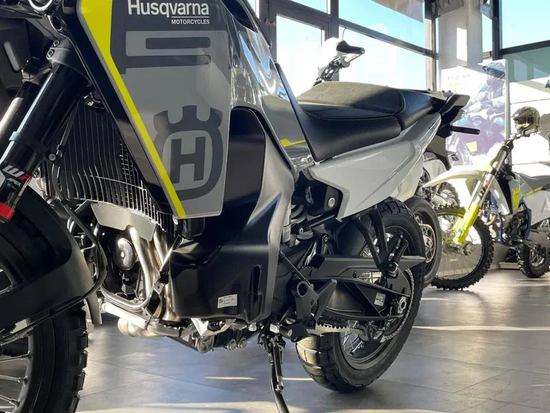 Husqvarna Norden 901 (2022 - 26) (7)