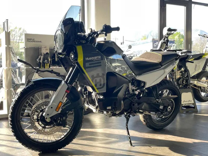 Husqvarna Norden 901 (2022 - 26) (3)
