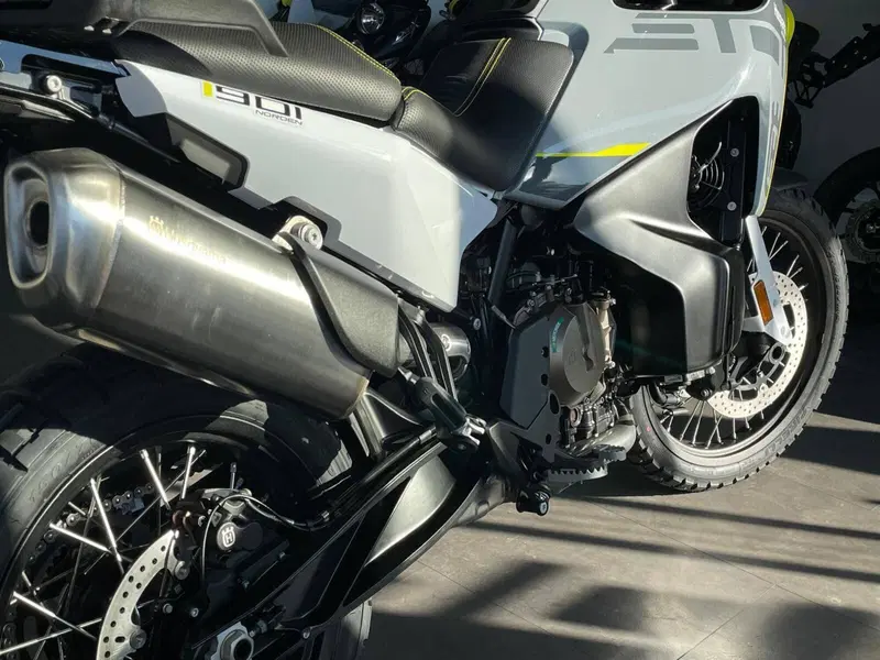 Husqvarna Norden 901 (2022 - 26) (8)