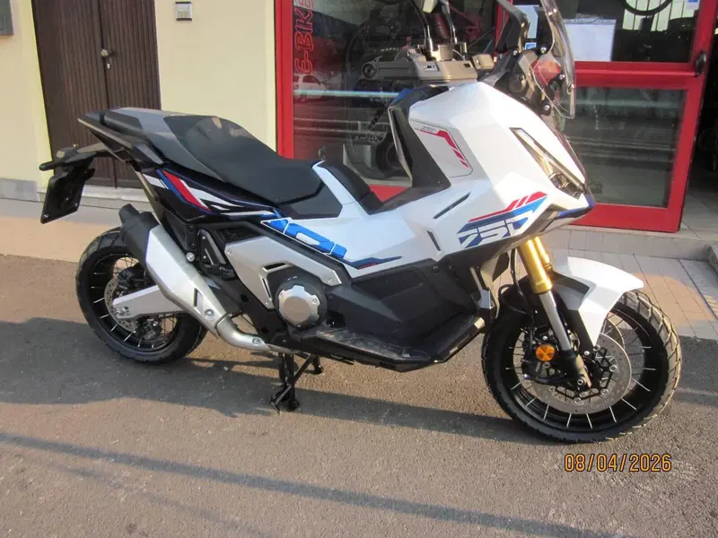 Honda X-ADV 750 Special Edition (2026) (2)