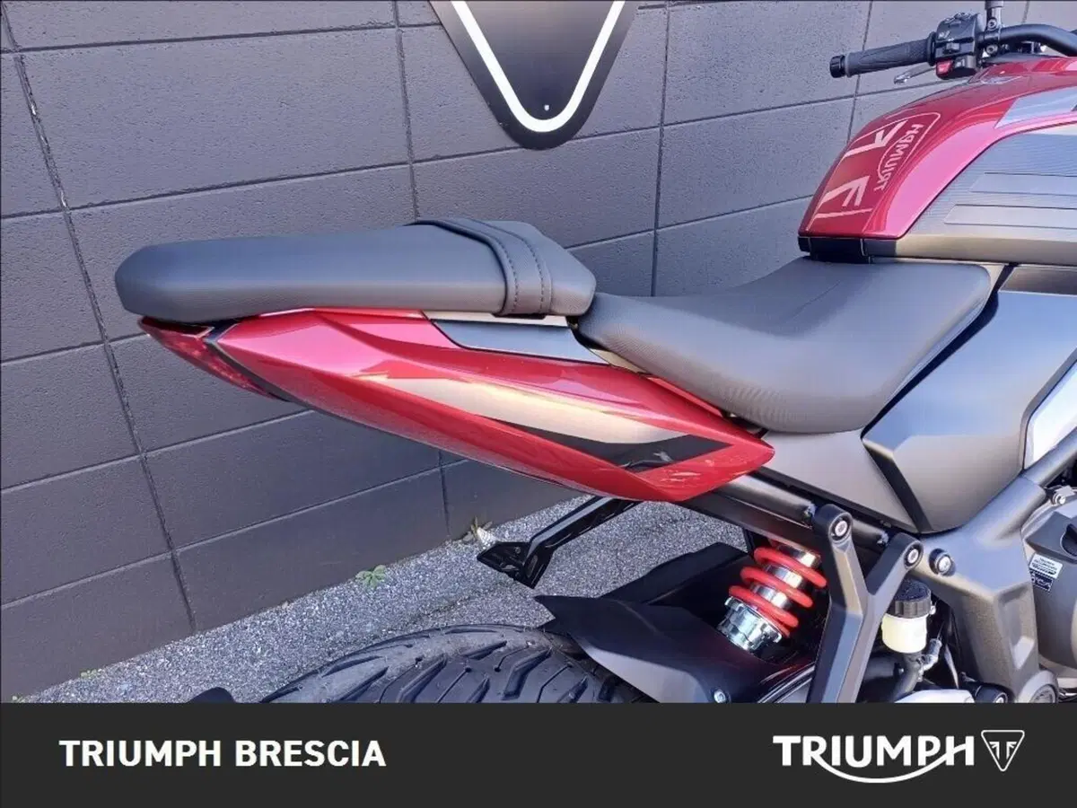Triumph Trident 800 (2026) (4)