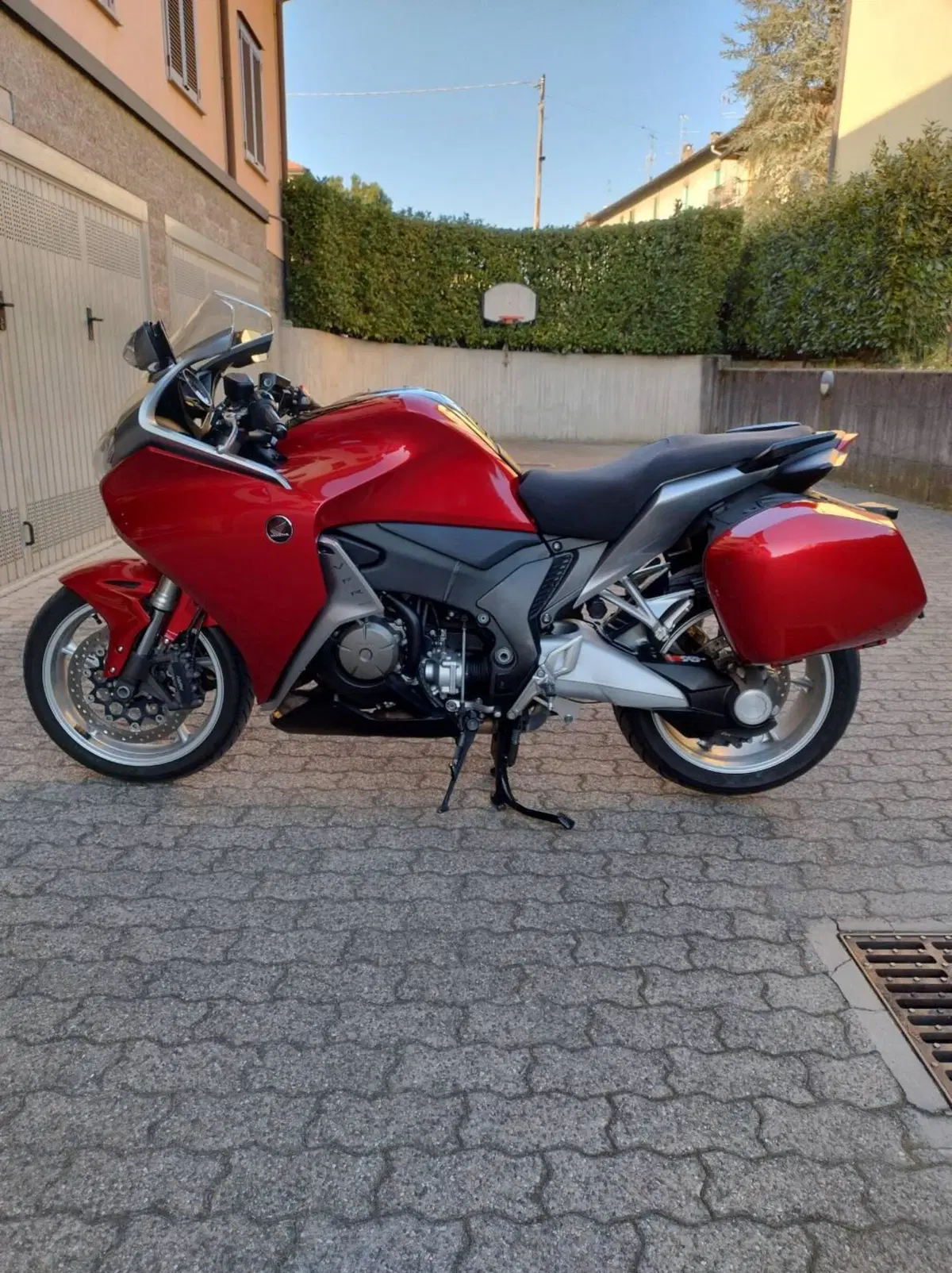Honda VFR 1200 F ABS (2009 - 16) (2)