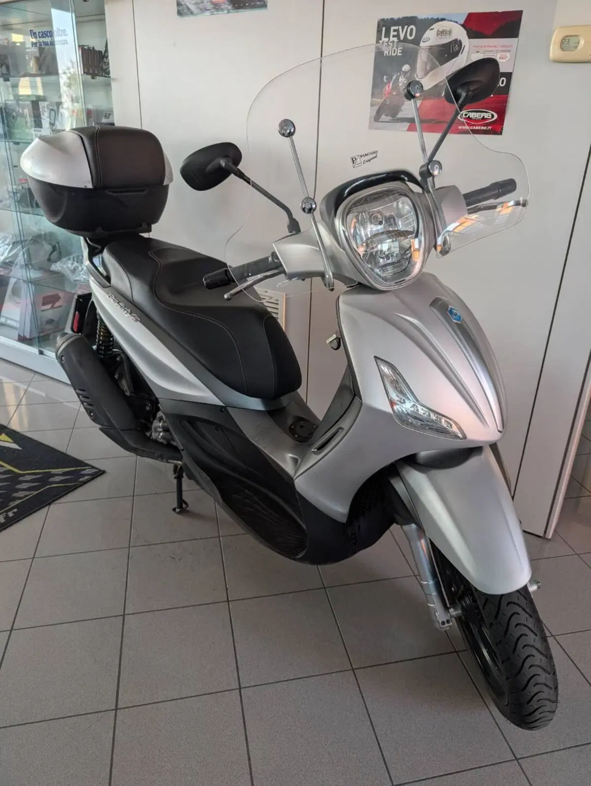 Piaggio Beverly 300 S i.e. ABS-ASR (2016 - 20) (4)