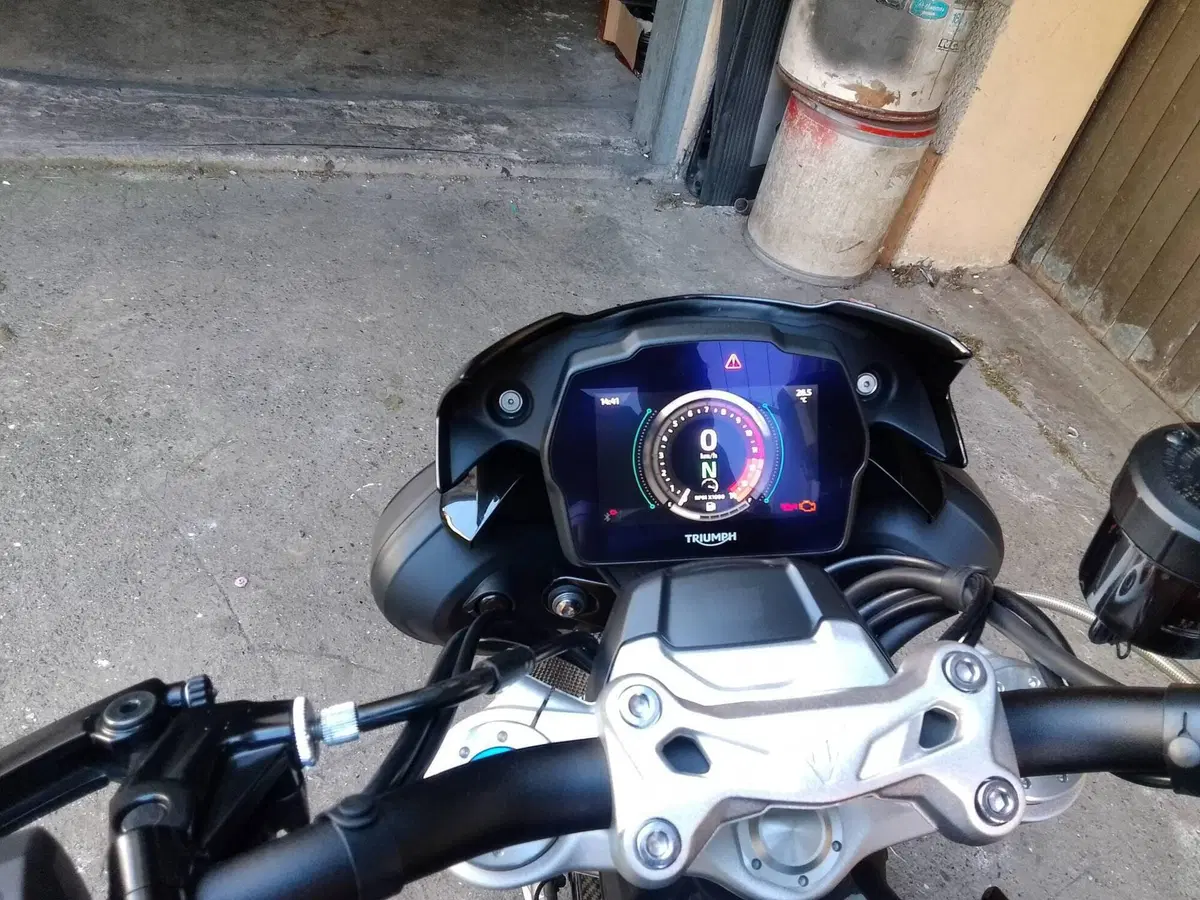 Triumph Speed Triple 1200 RS (2021 - 24) (5)