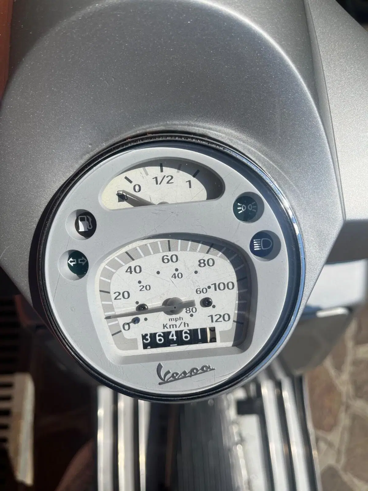 Piaggio vespa PX 150 (5)