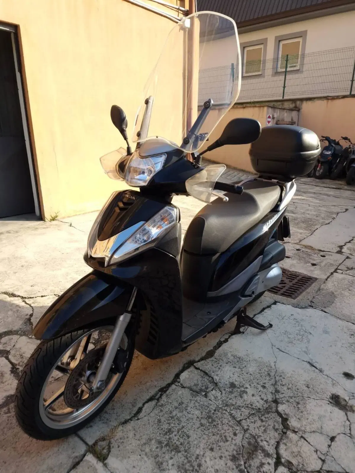Honda SH 300 i (2011 - 14) (4)