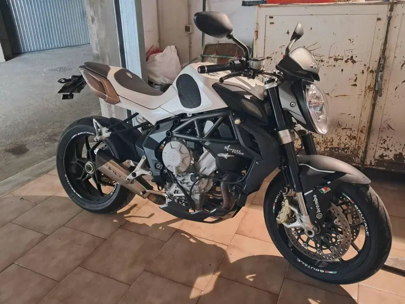 MV Agusta Brutale 675 EAS (2011 - 14)