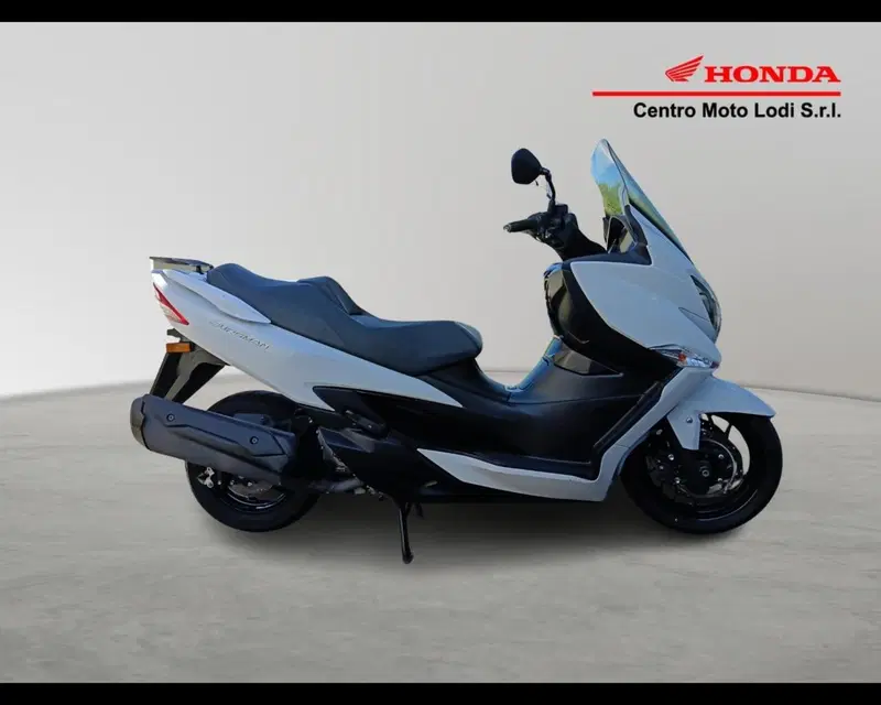 Suzuki Burgman AN 400 Lux ABS (2012 - 17)