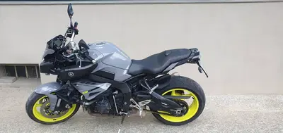 Yamaha MT-10 (2017 - 20) usata