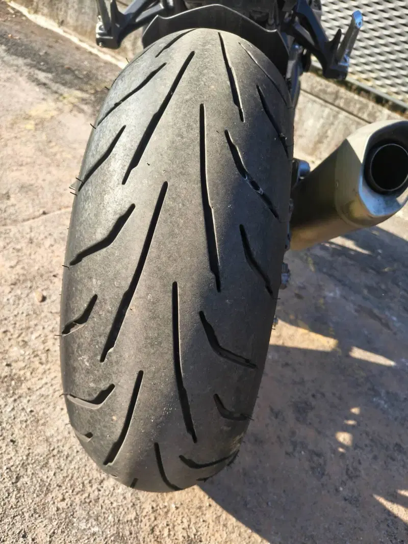 Yamaha MT-10 (2017 - 20) (5)