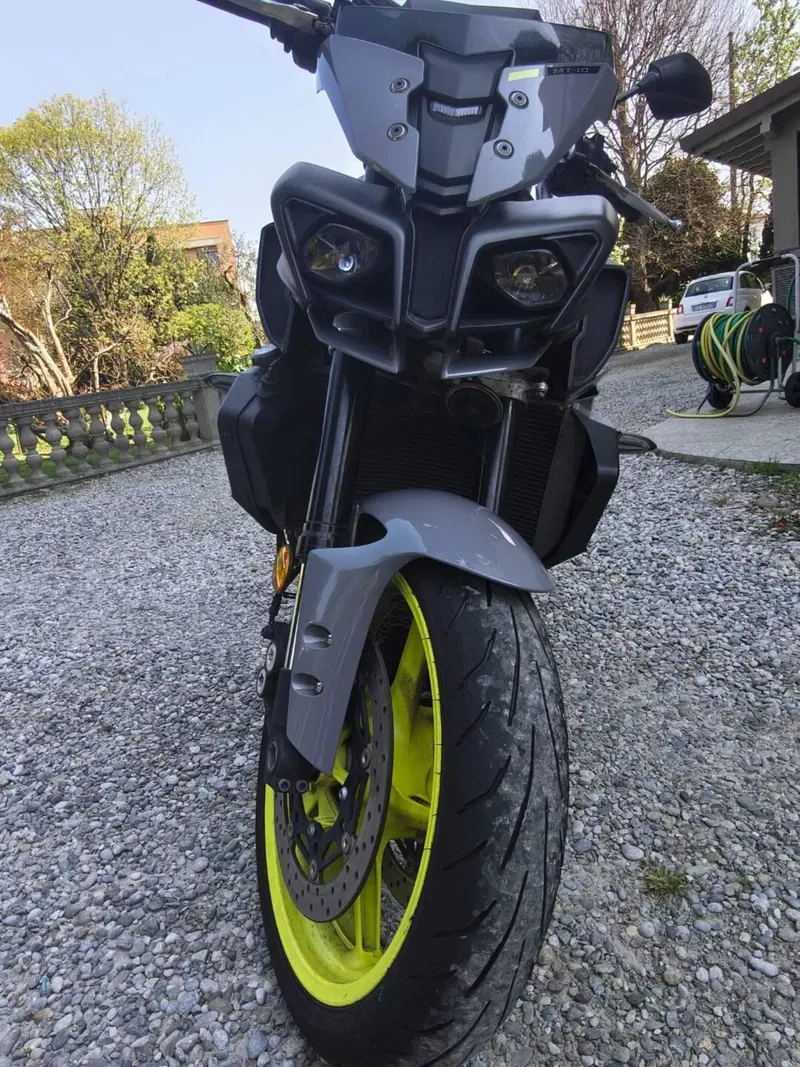 Yamaha MT-10 (2017 - 20) (6)